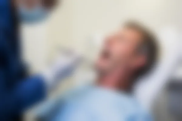 东莞元美口腔诊所窝沟封闭优惠价仅需600元起，原价800元起，助您轻松守护孩子的口腔健康！