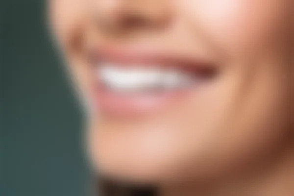 重庆吉美口腔诊所牙齿矫正优惠价格仅需6800元起，原价8000元起，助您轻松拥有自信笑容！