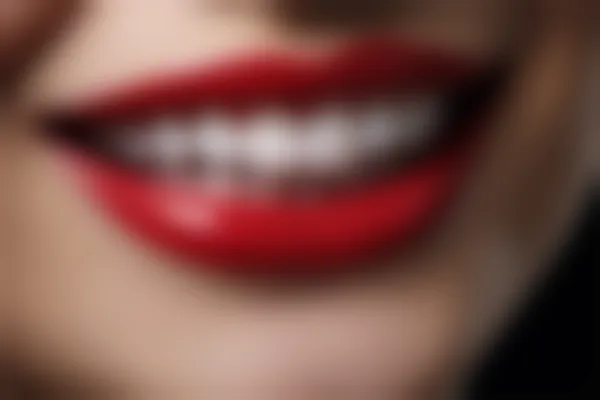 临潭贝尔口腔门诊推出牙齿美白优惠活动，原价980元起现仅需780元起，促销良机不容错过！