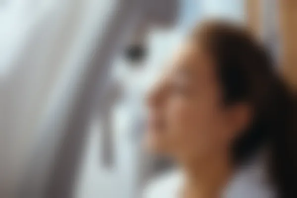 铜仁星薇春天医疗美容门诊部推出抗初老项目，原价2980元起，现优惠收费仅需2380元起，抓住机会，尽早感受青春的魅力！