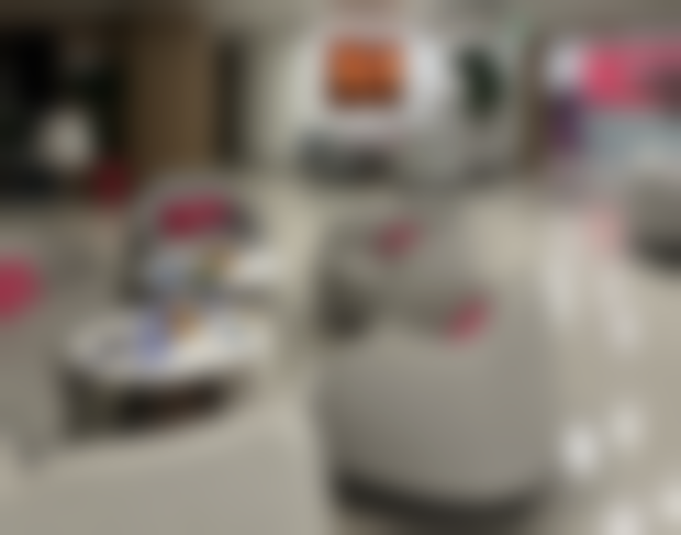 光子 + 眼周热玛吉 + 水光补水 + 下颌缘提升项目过程是怎样的？疼不疼？