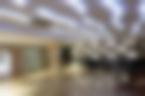 埋线和割双眼皮哪个好？眼皮薄紧致选埋线，眼皮厚肿泡选割双眼皮合适 