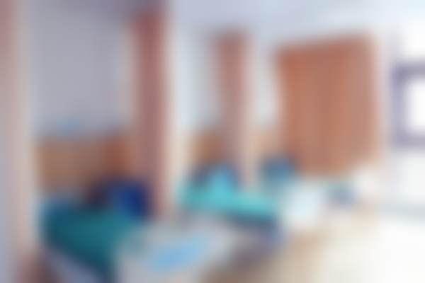 三、华厦眼科医院集团宁德眼科医院医生介绍: