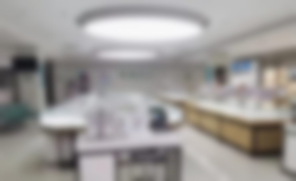 东南眼科展示台