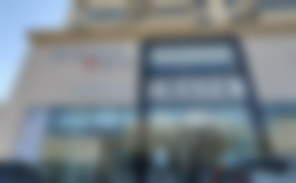 青岛鹿晰眼科医院外观