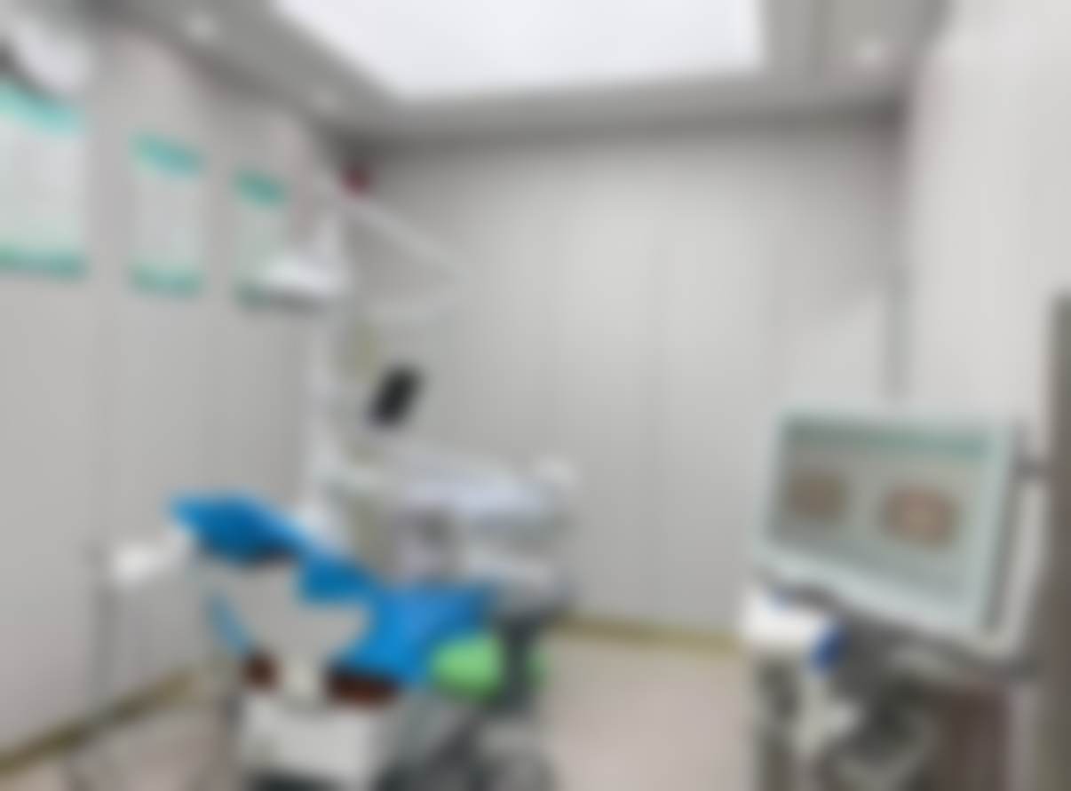 裕华区石家庄齿度医院选王佳钰还是魏滔亿医生？看需求决定