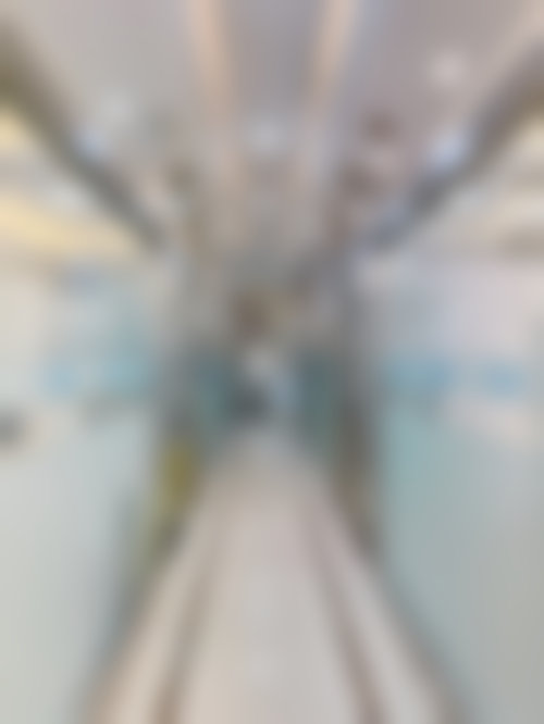 成都高新爱雅齿口腔门诊部走廊环境