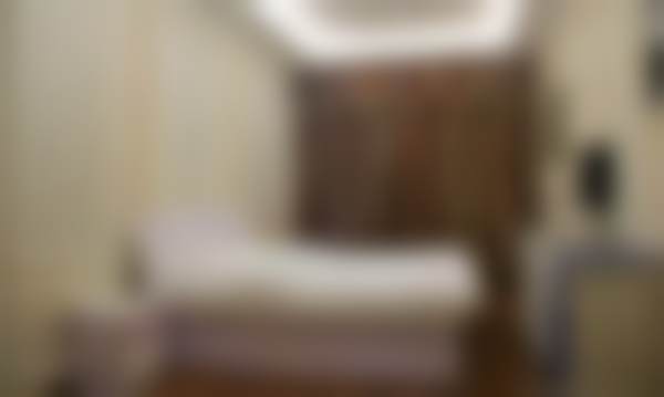 三、青岛大麦微针医疗美容门诊部医生介绍: