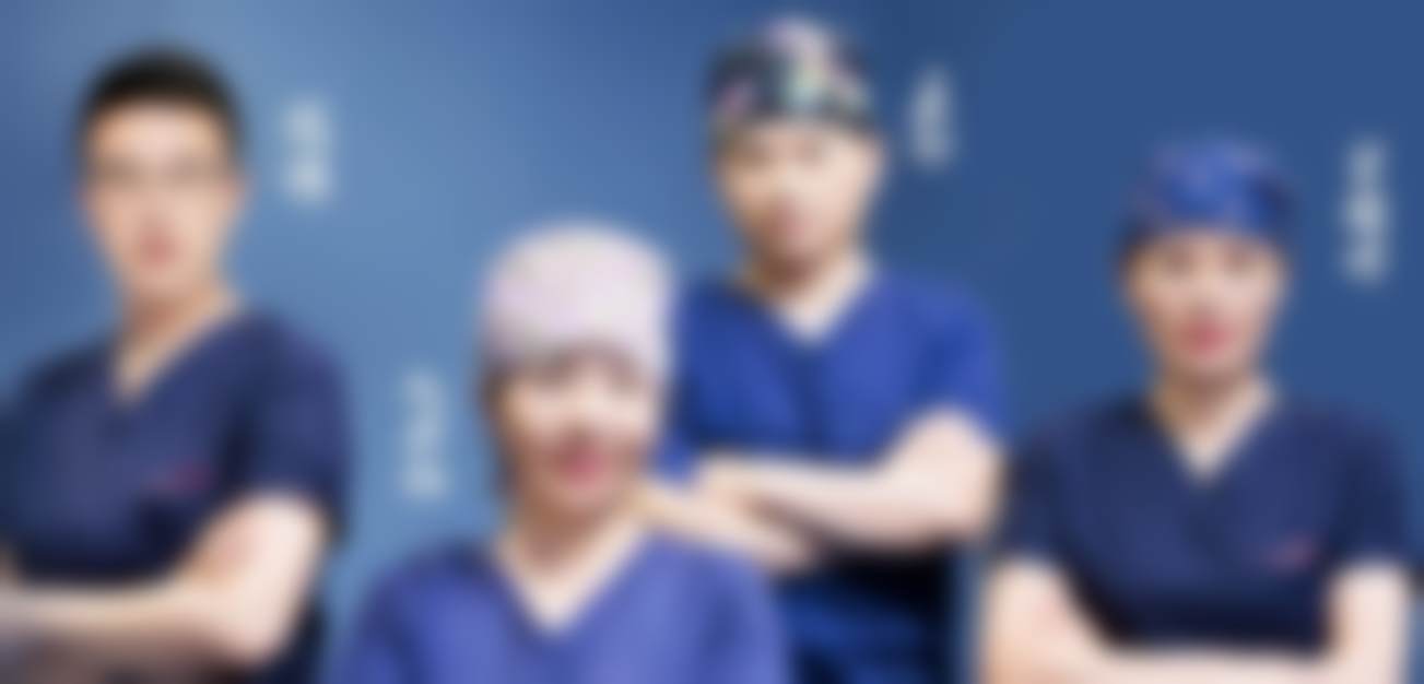 北京英煌医美项力源医生做自体脂肪丰胸52800元起，术后罩杯升级且丰胸瘦身一举两得