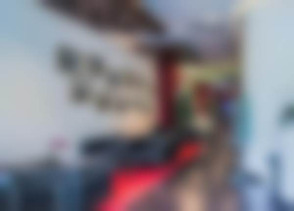 杭州德视佳眼科门诊休息区