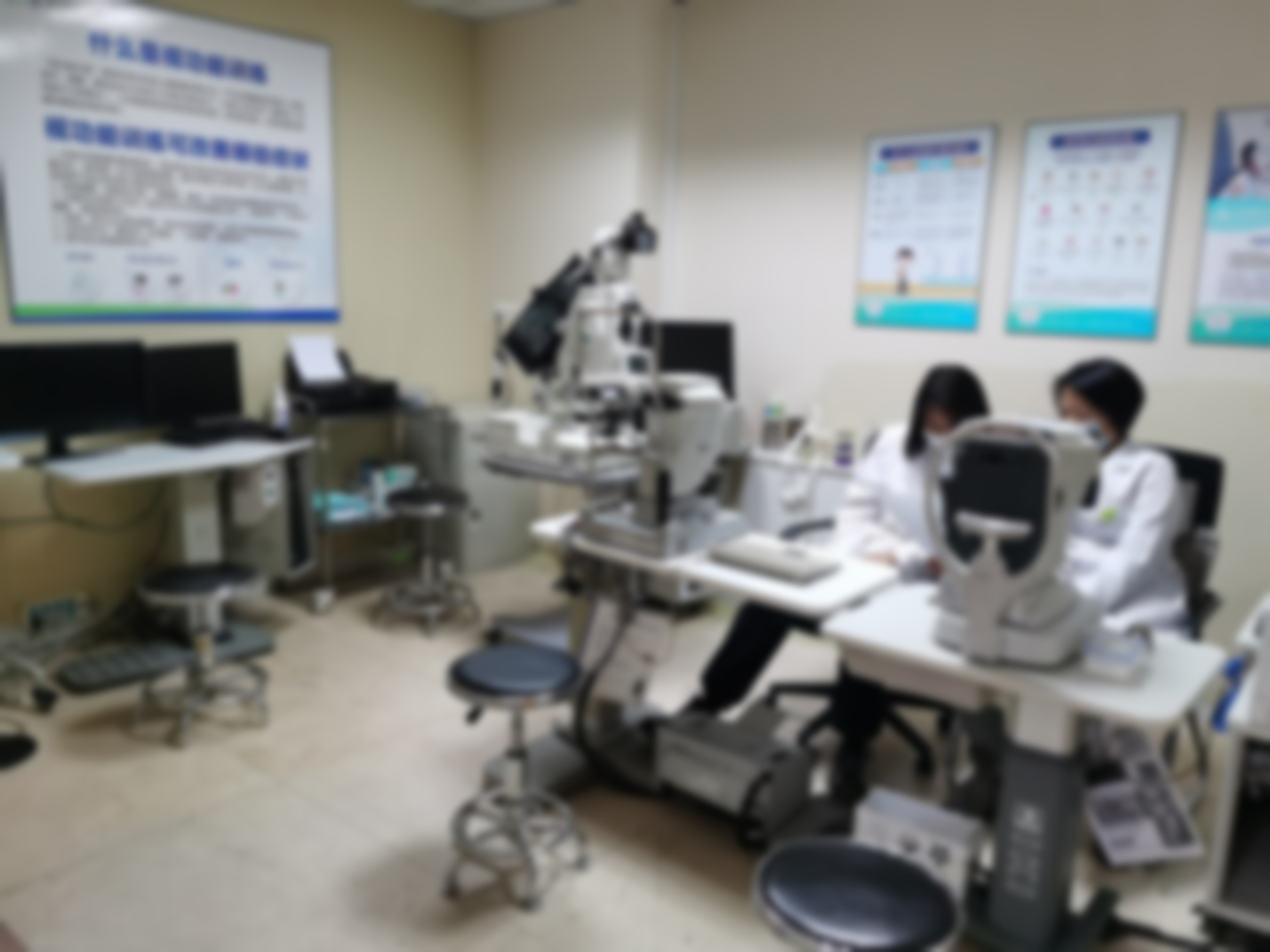 抚顺爱尔眼科医院依路视星趣控配镜套餐适合所有人吗？优势大揭秘