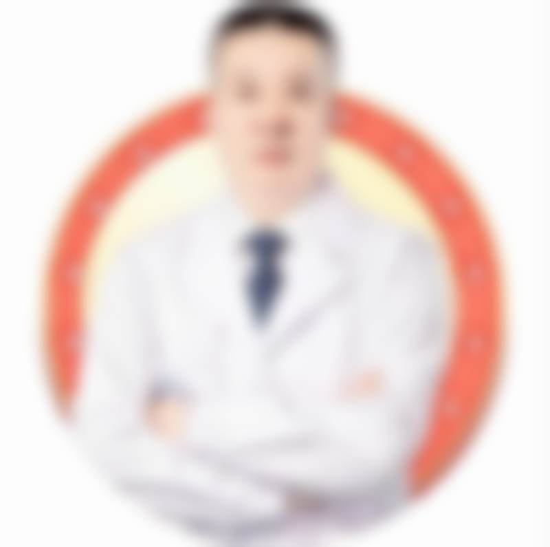 广州中家医家庭医生医美做上睑下垂矫正9500元起刘兵医生技术好，个性化方案+先进设备打造美丽双眸