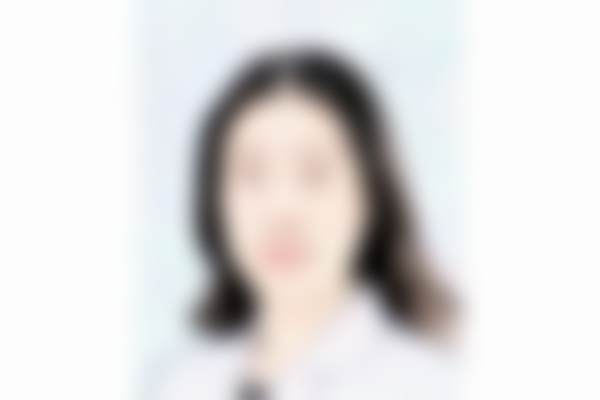 摘镜手术怎么选？上海艾嘉瞳心眼科门诊部于志强最擅长做什么项目深度解析，一文了解ICL与全飞秒