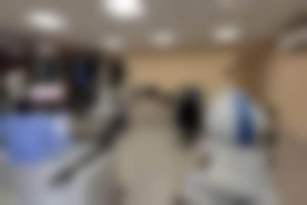 横州爱尔眼科医院